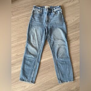 Abercrombie & Fitch Light Blue Mom Jeans High Rise Size 24